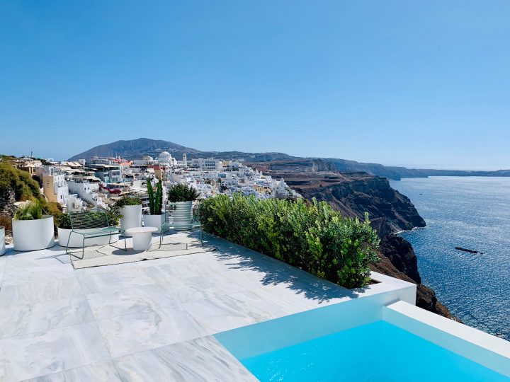 Accomodation White Ark pool view Santorini Greece, Greek Cyclades Travel Blog